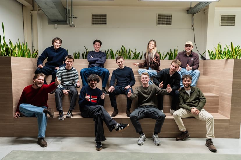 Het volledige team van The Whitebox